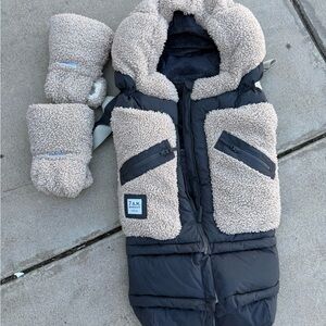 7AM Enfant Kids Stroller Footmuff with the matching stroller gloves - teddy